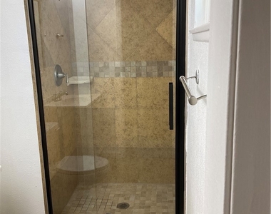 425 N Roni Lane - Photo Thumbnail 23