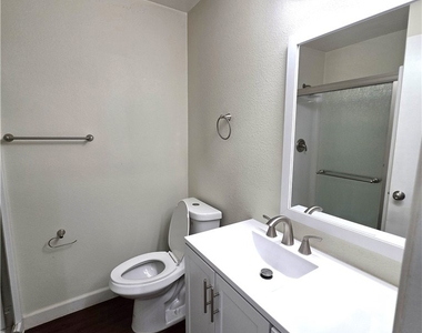 182 Preble - Photo Thumbnail 7