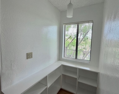 65 N Allen - Photo Thumbnail 5