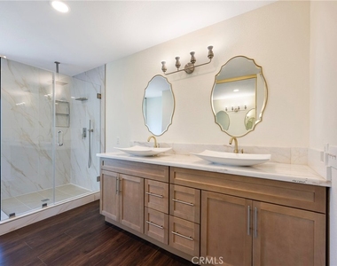 9821 Sunrise Lane - Photo Thumbnail 22