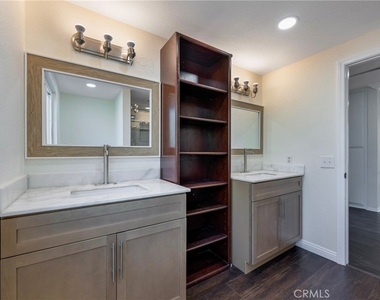 9821 Sunrise Lane - Photo Thumbnail 30