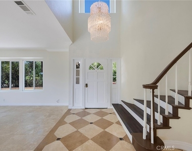 9821 Sunrise Lane - Photo Thumbnail 3