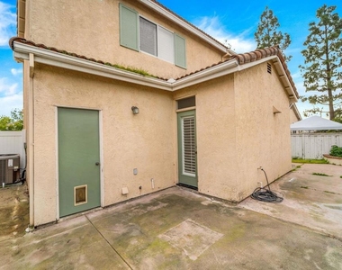8265 Gold Coast Drive - Photo Thumbnail 23