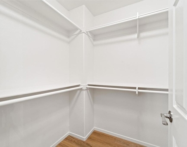 8265 Gold Coast Drive - Photo Thumbnail 13