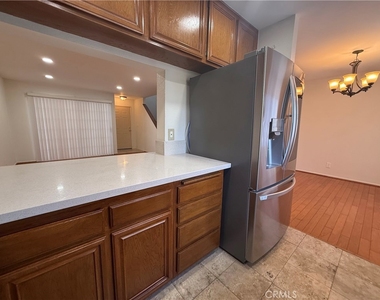 2971 Plaza Del Amo - Photo Thumbnail 5