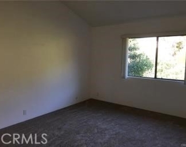 104 Avenida Baja - Photo Thumbnail 3