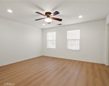 14601 Serenade - Photo Thumbnail 11