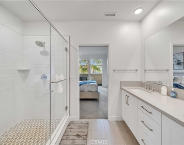 769 Doheny - Photo Thumbnail 35