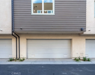 769 Doheny - Photo Thumbnail 39