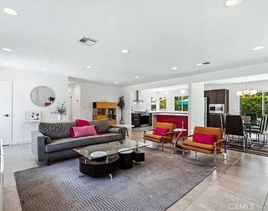 70170 Sun Valley - Photo Thumbnail 5