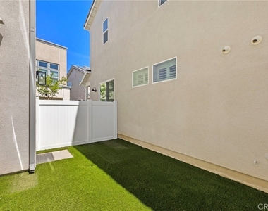 111 Homestead - Photo Thumbnail 22
