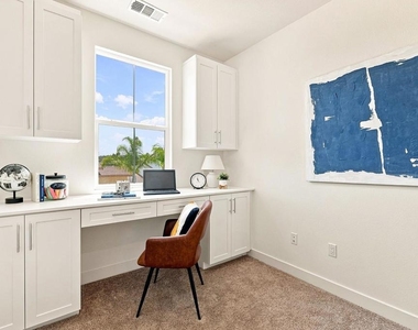 777 Michael Court - Photo Thumbnail 6