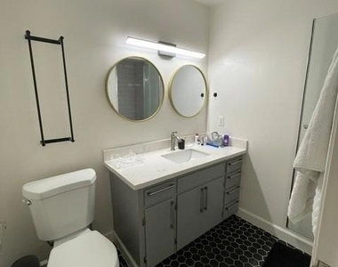 1515 Arc Way - Photo Thumbnail 7
