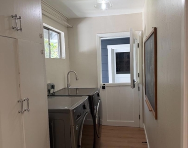 185 Garland Drive - Photo Thumbnail 23