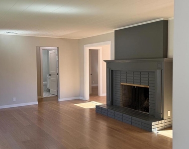 185 Garland Drive - Photo Thumbnail 6