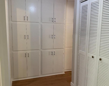 185 Garland Drive - Photo Thumbnail 21