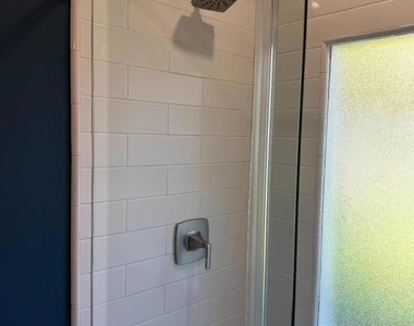185 Garland Drive - Photo Thumbnail 20