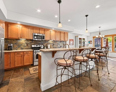 11744 Hope Court - Photo Thumbnail 15