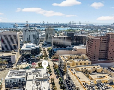 150 The Promenade N - Photo Thumbnail 46