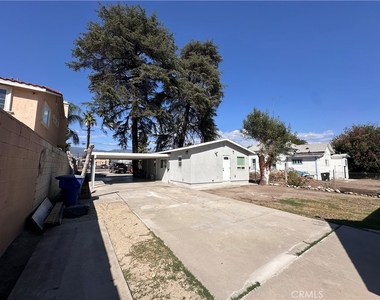 1025 W 11th - Photo Thumbnail 9