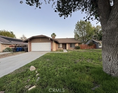 11562 Hartford Court - Photo Thumbnail 1