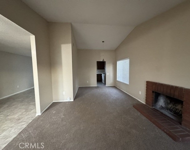11562 Hartford Court - Photo Thumbnail 8