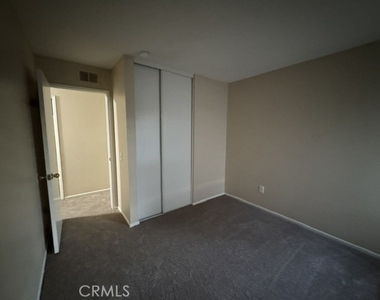 11562 Hartford Court - Photo Thumbnail 21