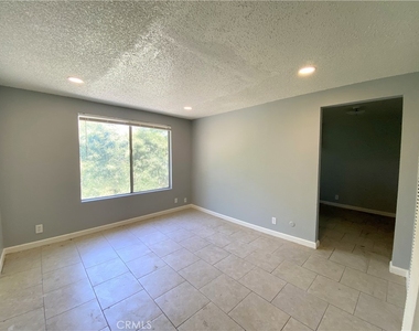 3891 Locust Street - Photo Thumbnail 2