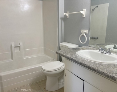 3891 Locust Street - Photo Thumbnail 5
