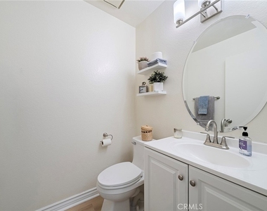 6635 Altawoods Way - Photo Thumbnail 10