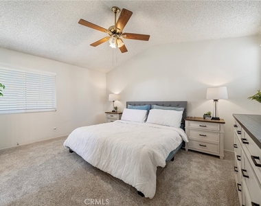 6635 Altawoods Way - Photo Thumbnail 11