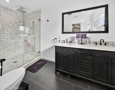 1256 Irving Avenue - Photo Thumbnail 33