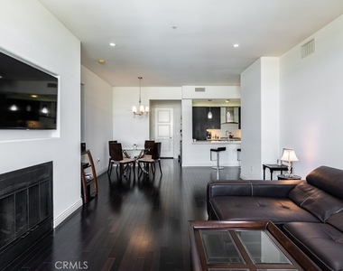 607 Caruso Avenue - Photo Thumbnail 9