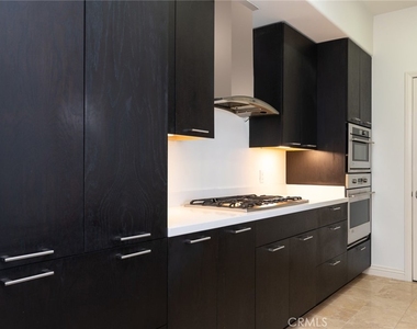 607 Caruso Avenue - Photo Thumbnail 13