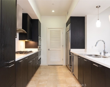 607 Caruso Avenue - Photo Thumbnail 12