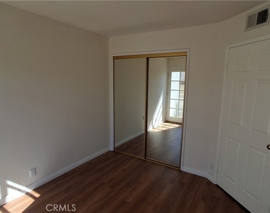 1328 N Columbus Avenue - Photo Thumbnail 19