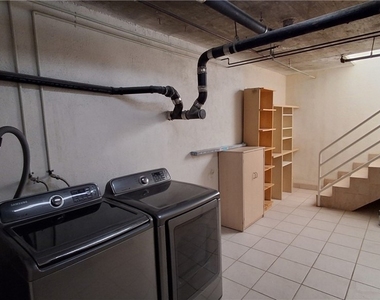 1328 N Columbus Avenue - Photo Thumbnail 27