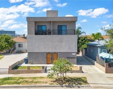 1575 Ricardo Street - Photo Thumbnail 27