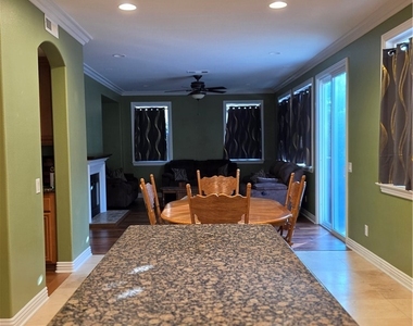 27139 Tube Rose Street - Photo Thumbnail 35