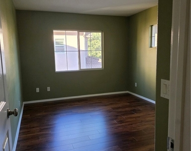 27139 Tube Rose Street - Photo Thumbnail 16