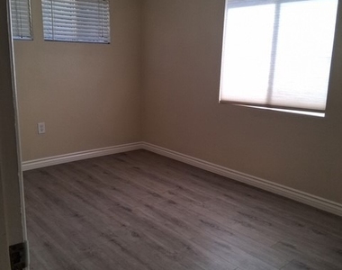 12780 17th St. - Photo Thumbnail 3