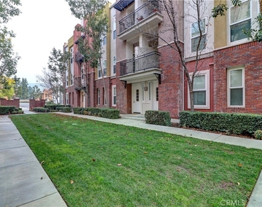 706 W First Street - Photo Thumbnail 1
