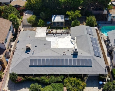 6340 Wilbur Avenue - Photo Thumbnail 16