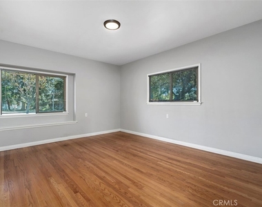 1141 Oakwood Drive - Photo Thumbnail 24