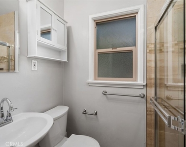 1141 Oakwood Drive - Photo Thumbnail 16