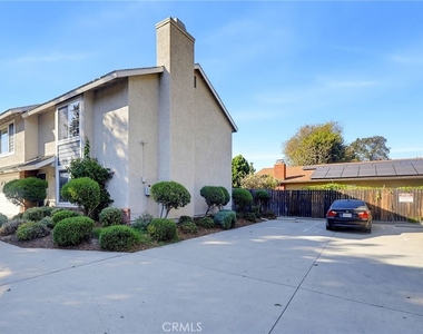 5312 Bartlett - Photo Thumbnail 2