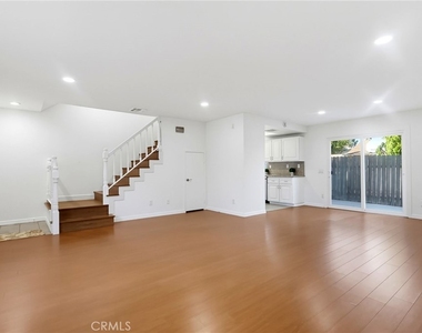 5312 Bartlett - Photo Thumbnail 5