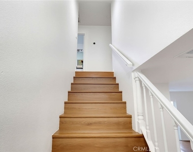 5312 Bartlett - Photo Thumbnail 16