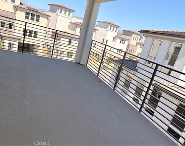 348 Plume Way - Photo Thumbnail 44