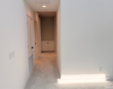348 Plume Way - Photo Thumbnail 29